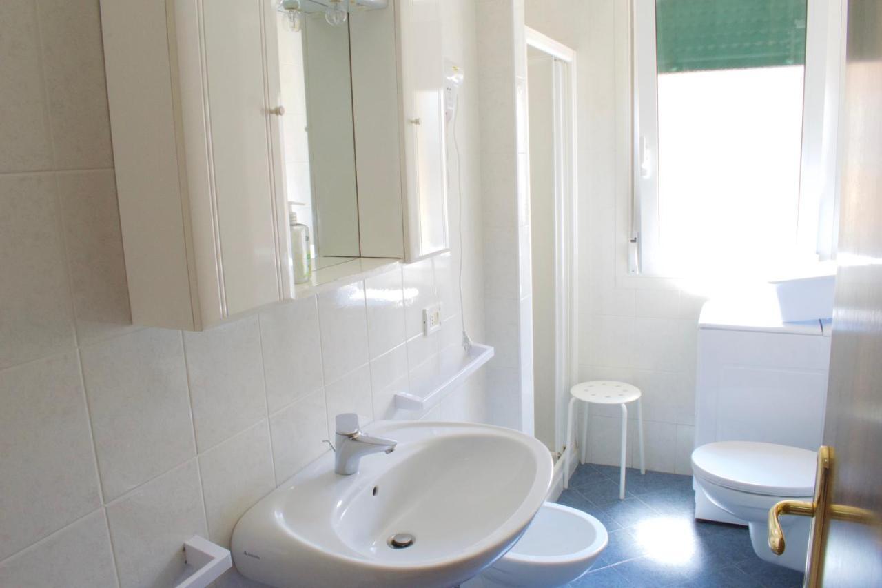 App4Rent - Villa Mimosa - Family Apartment Lido di Jesolo Kültér fotó