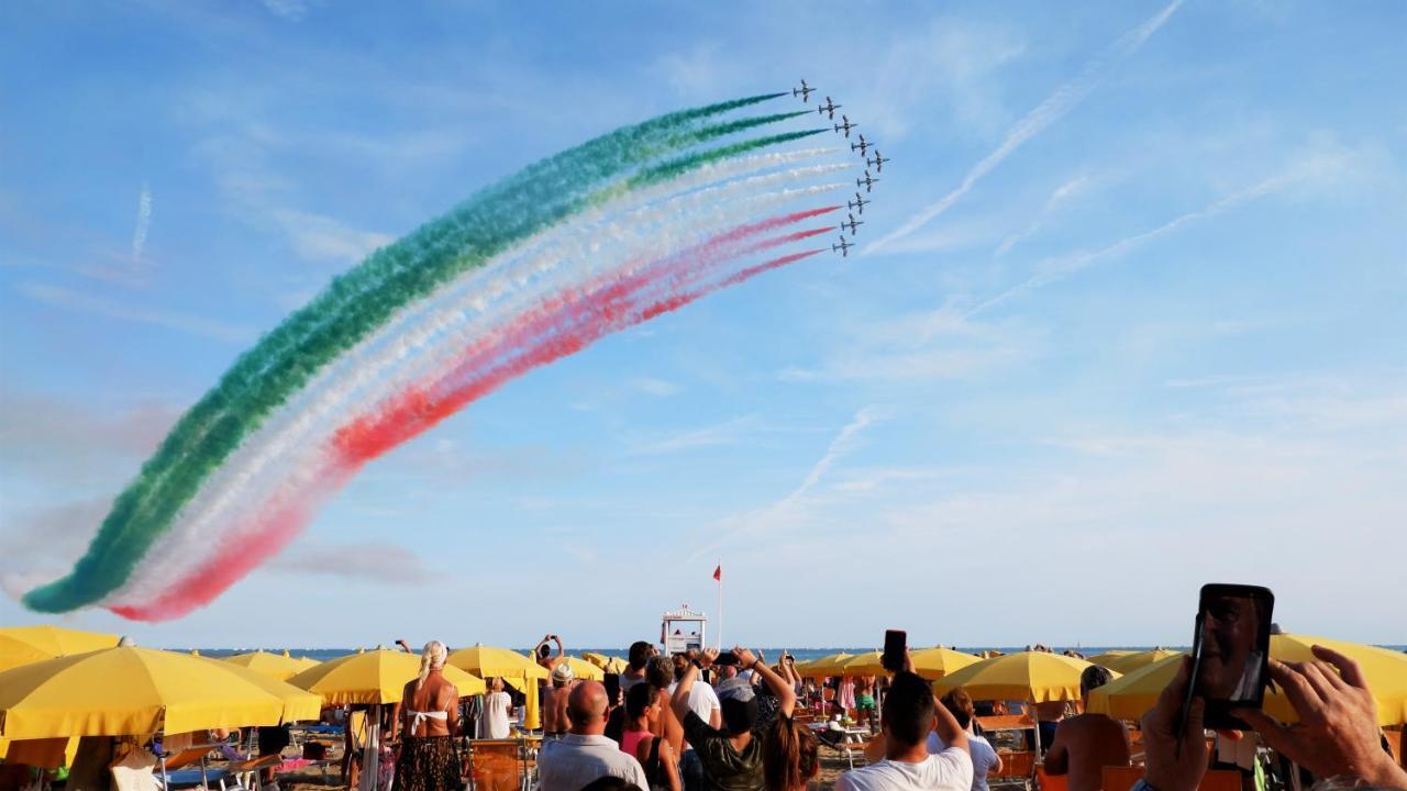 App4Rent - Villa Mimosa - Family Apartment Lido di Jesolo Kültér fotó