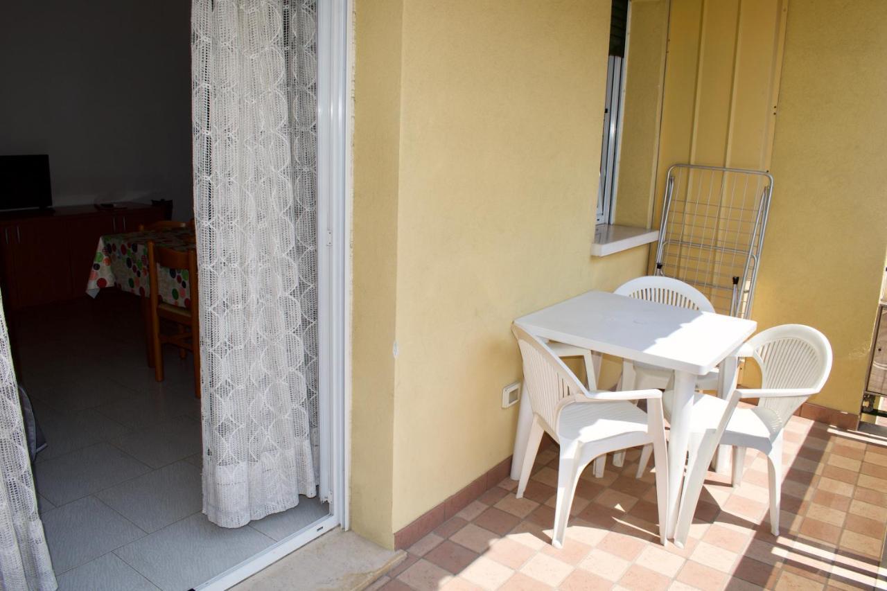 App4Rent - Villa Mimosa - Family Apartment Lido di Jesolo Kültér fotó